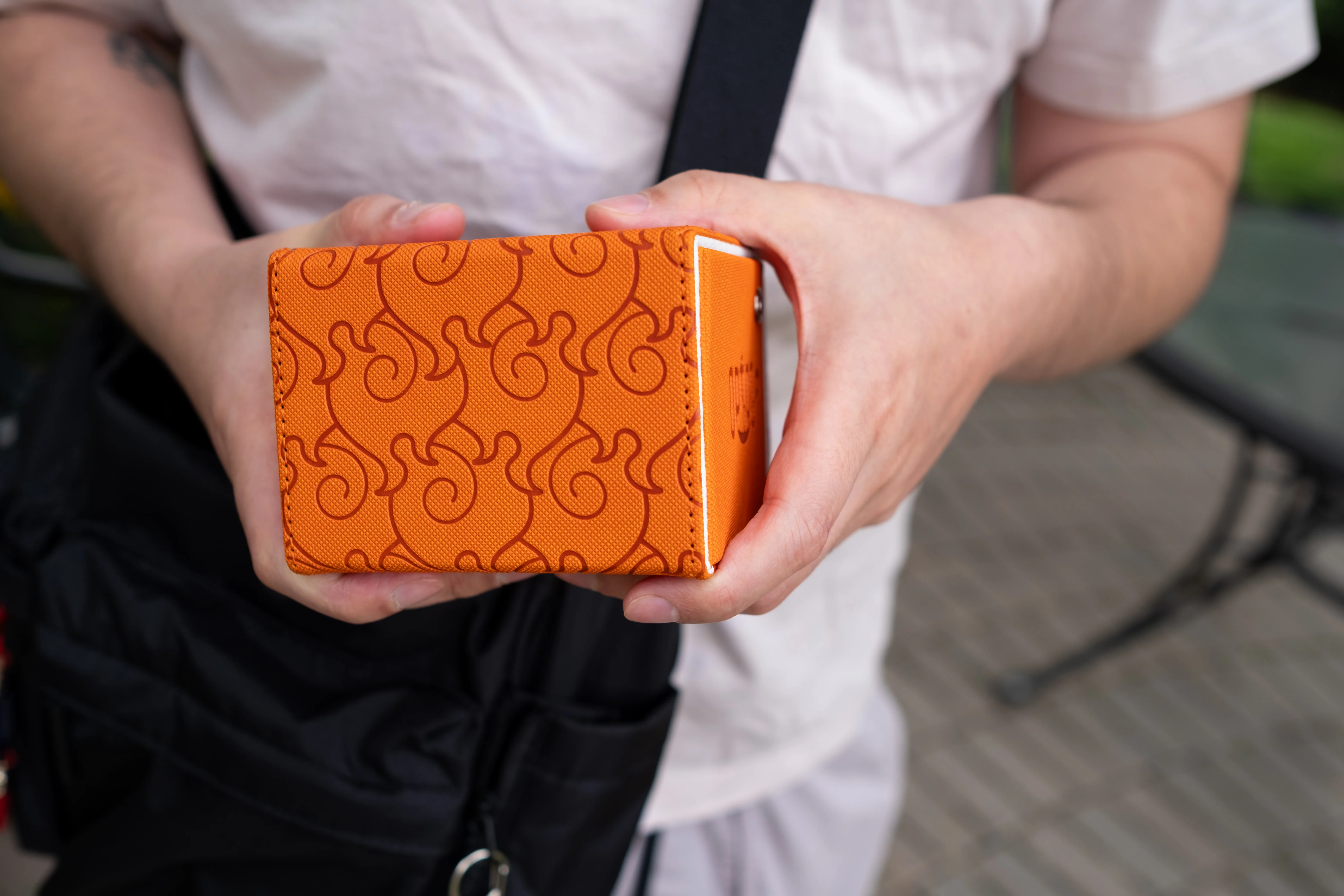 Engraved Pattern OPTCG Deckbox - Image 25
